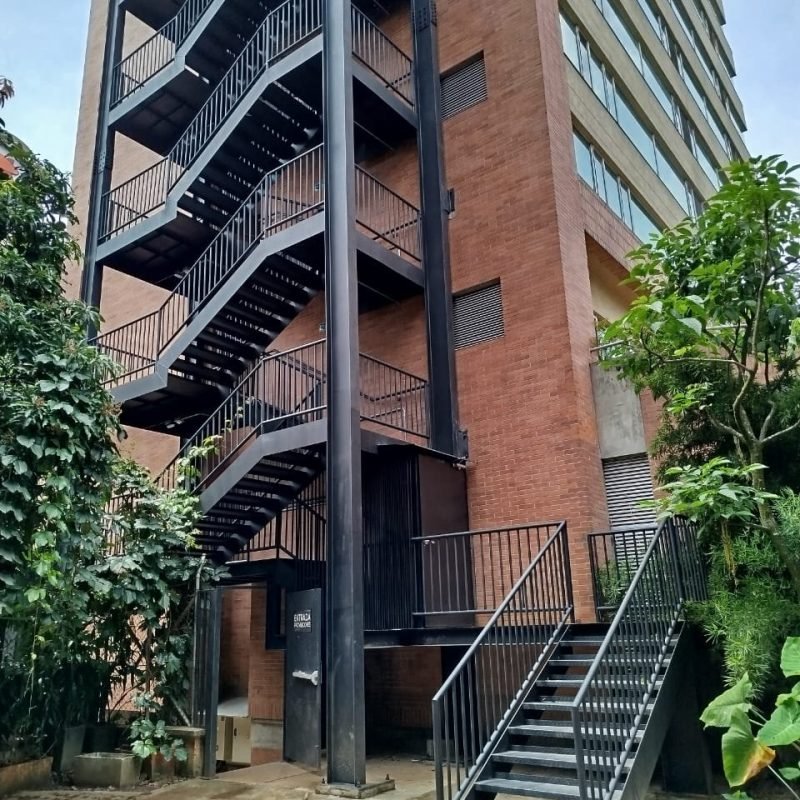 gallery1